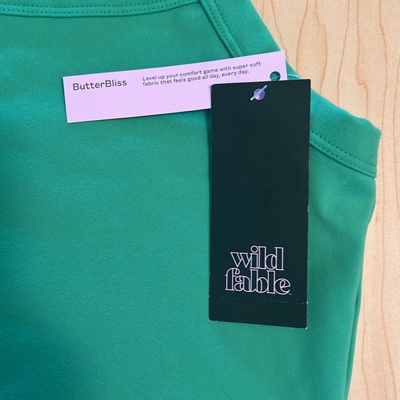 🌟5/$20 Jade Green Crop Top - Picture 5 of 5